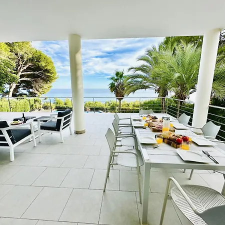 Villa Avanoa - Bassetes *